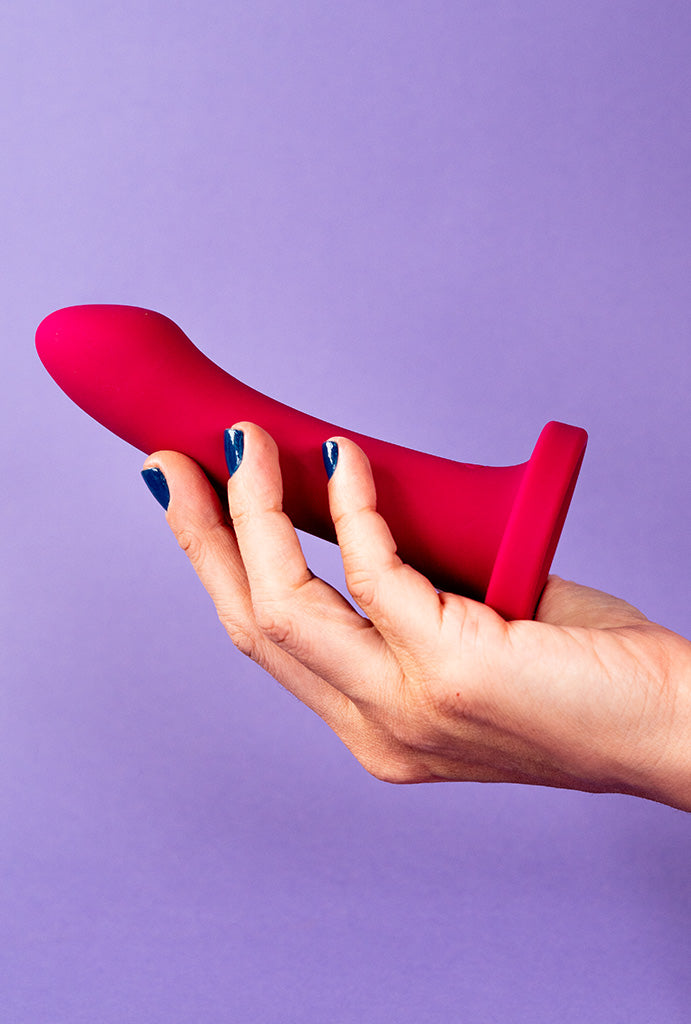 THE ONE dildo vibratório com ventosa